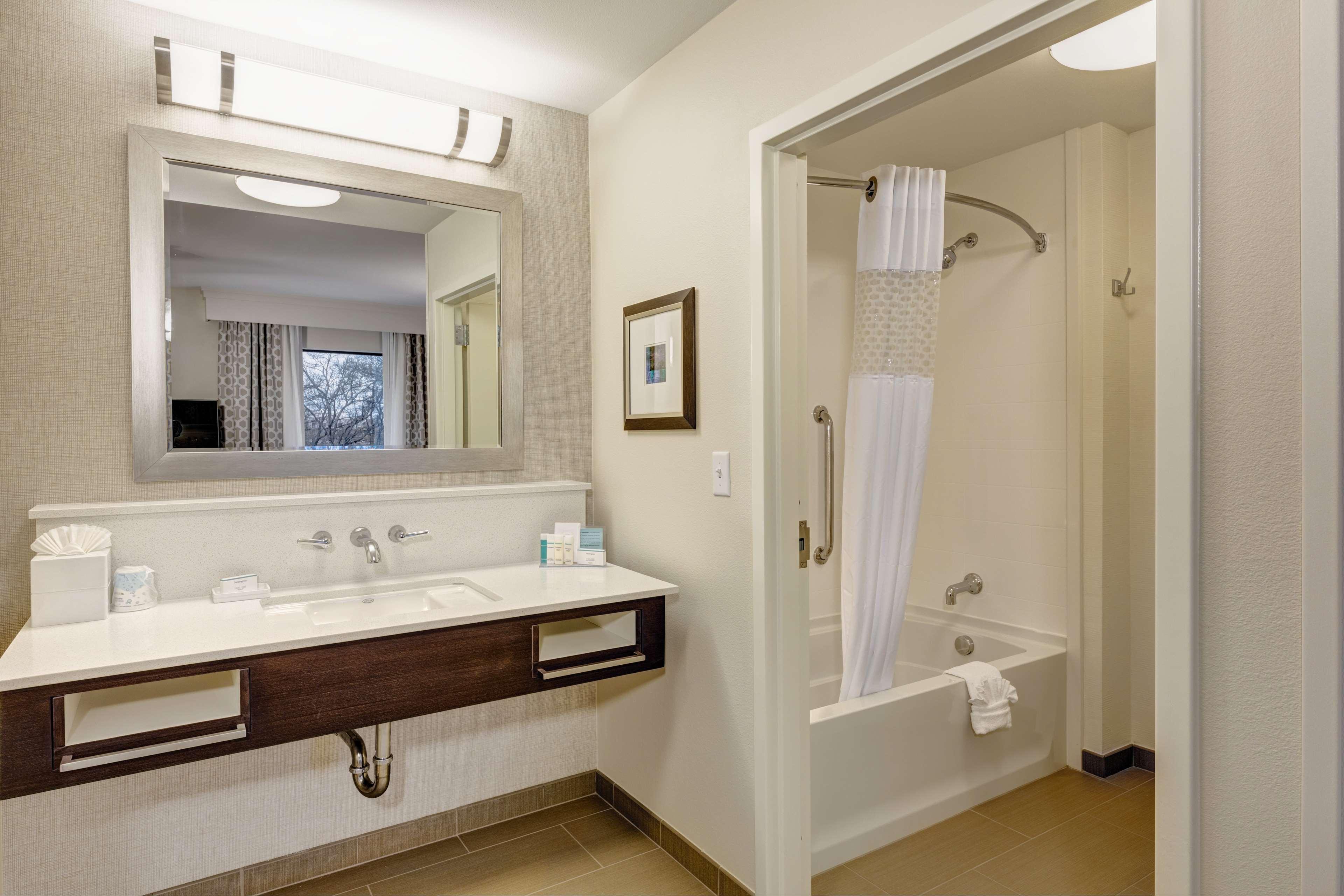 Hampton Inn & Suites Dallas/Plano-East Extérieur photo