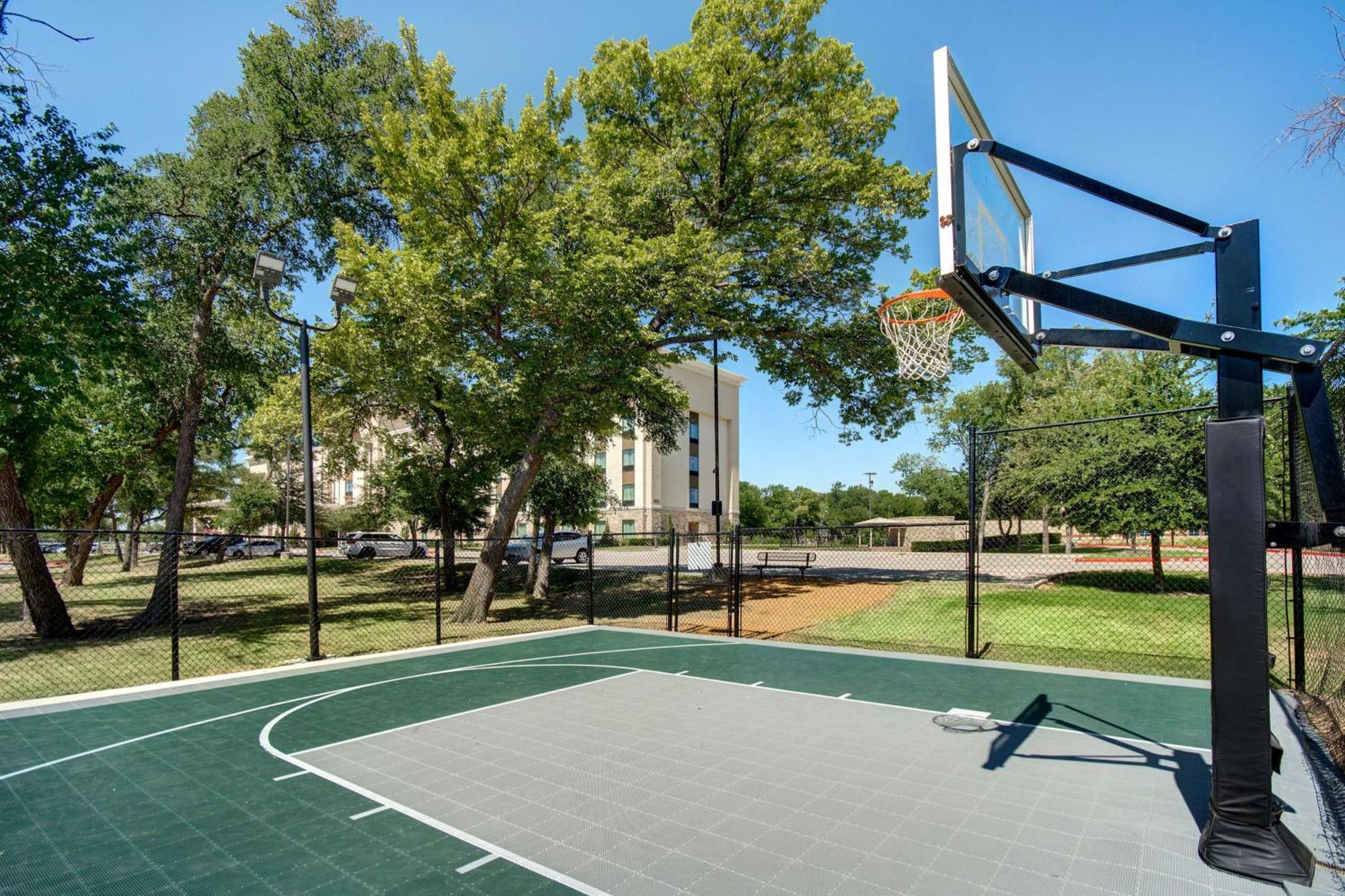 Hampton Inn & Suites Dallas/Plano-East Extérieur photo